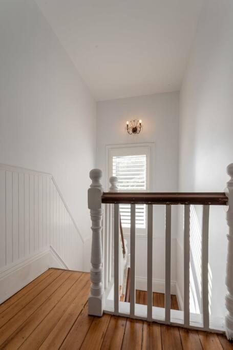 Apartament Historic Beauty In The Cbd! Parking And Wifi Launceston Zewnętrze zdjęcie